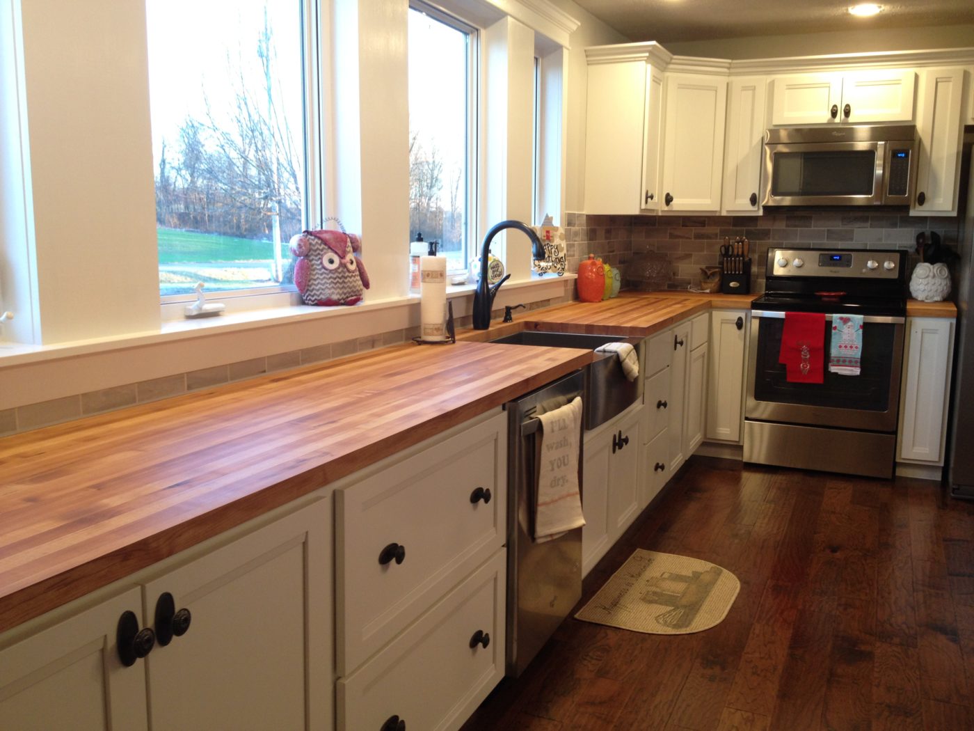 Pros and Cons of Butcher block Countertops in the Kitchen